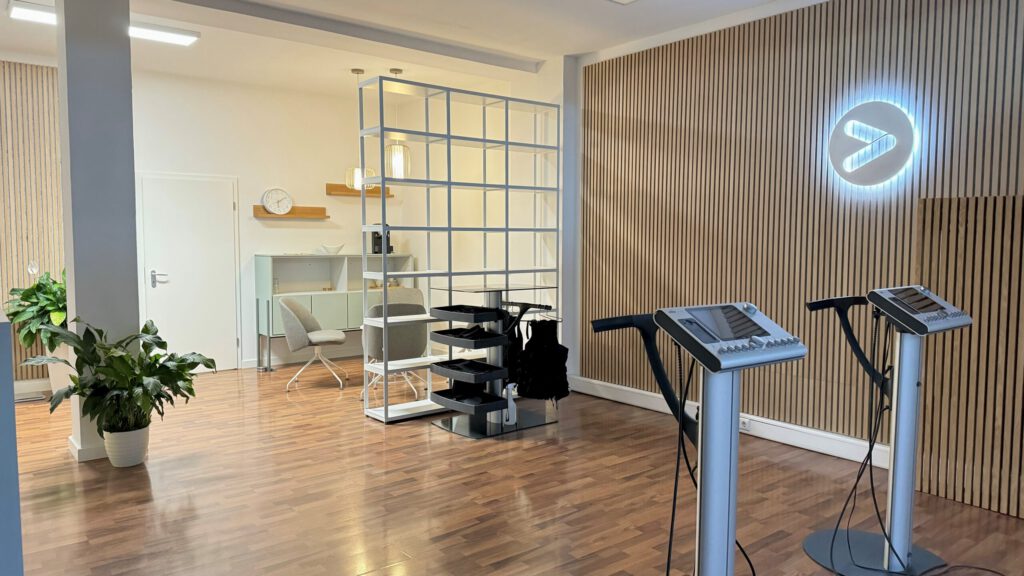 tenless EMS Personaltrainingstudio München Kreillerstraße Innenansicht
